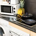 Luxury Center 2 Bedrooms Apartment Puerta Del Sol